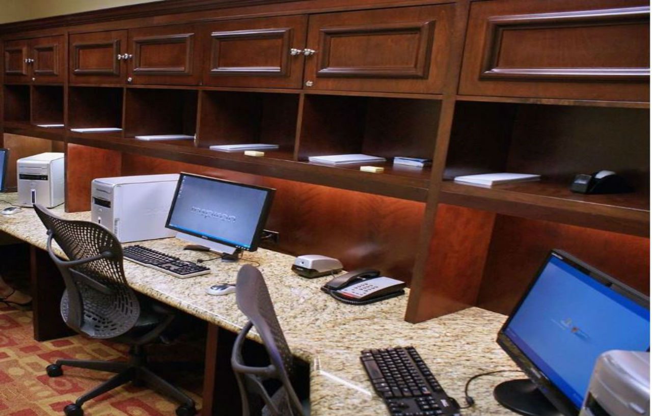 فندق هيلتون جاردن إن مطار سونوما كونتي سانتا روسا، كاليفورنيا المظهر الخارجي الصورة